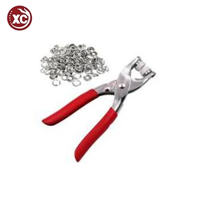 انبر گل میخ را فشار دهید